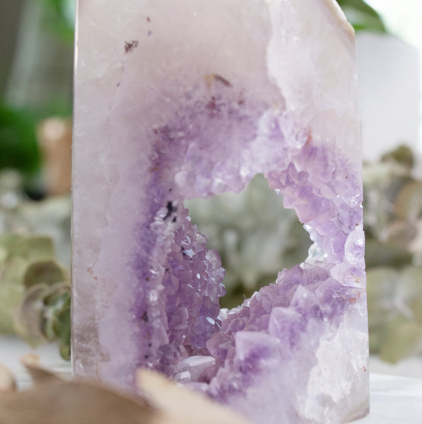 Agate Druze Geode Tower