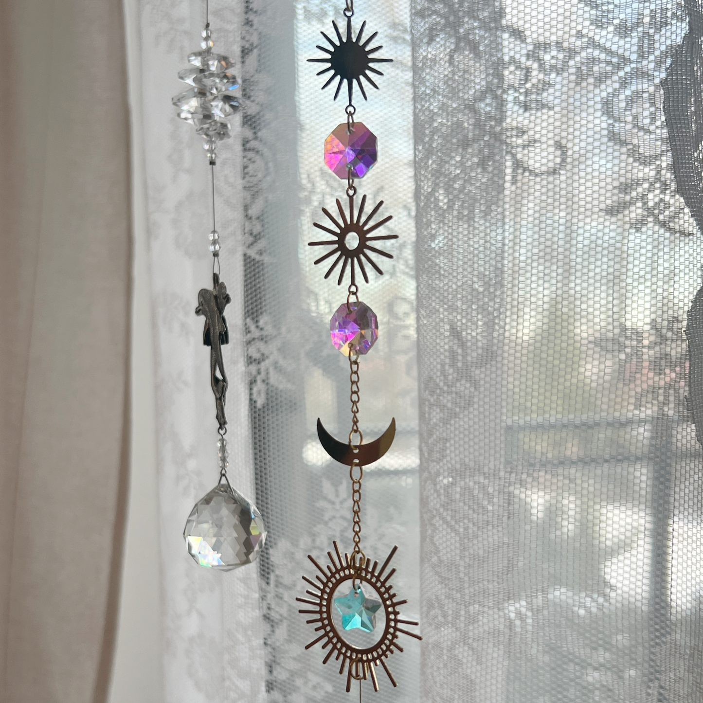 16" Gold Suncatcher - luna